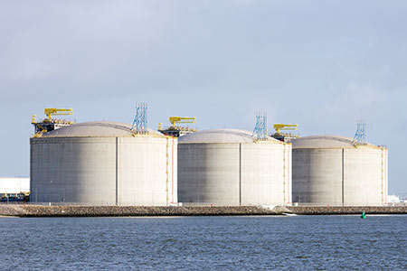bitumin storage tanks